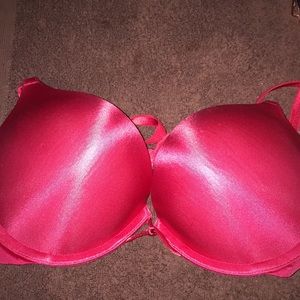 Victoria Secret Push up Bra! Used good Condition
